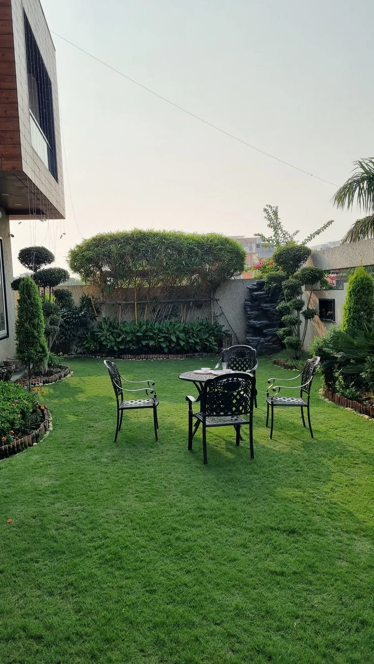 Private garden with Nilgiri backdrop